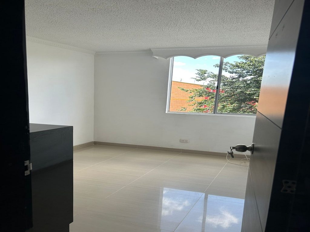 WhatsApp Image 2026-01-18 at 10.32.10 PM (4)